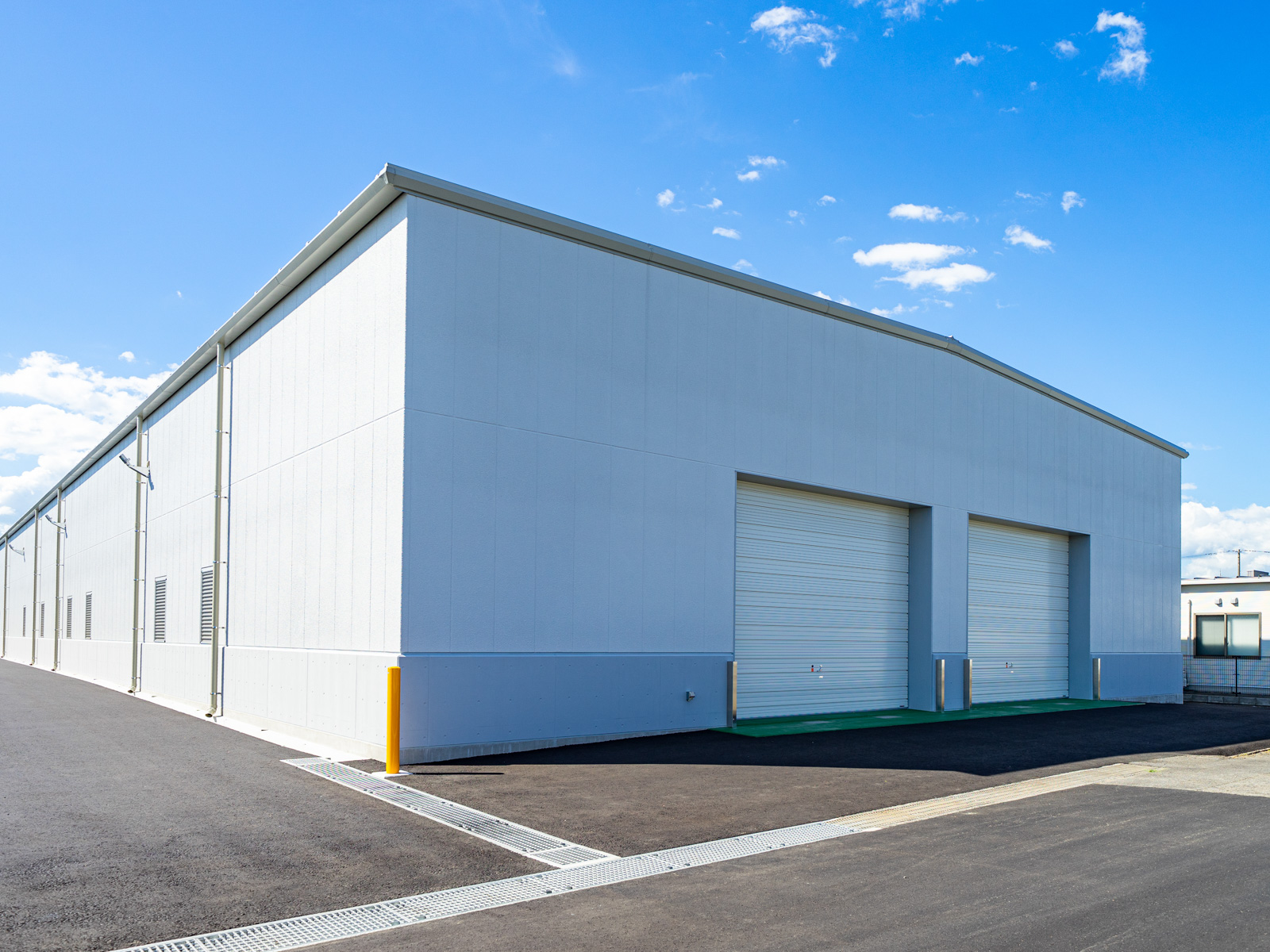 Exterior-5.JPG