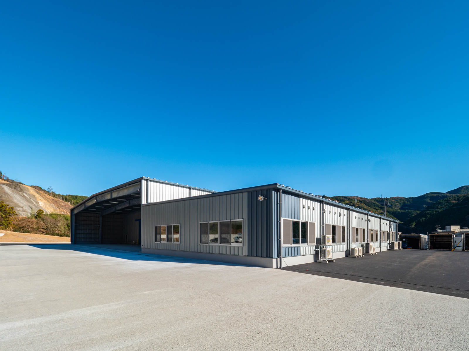 Exterior-5.JPG