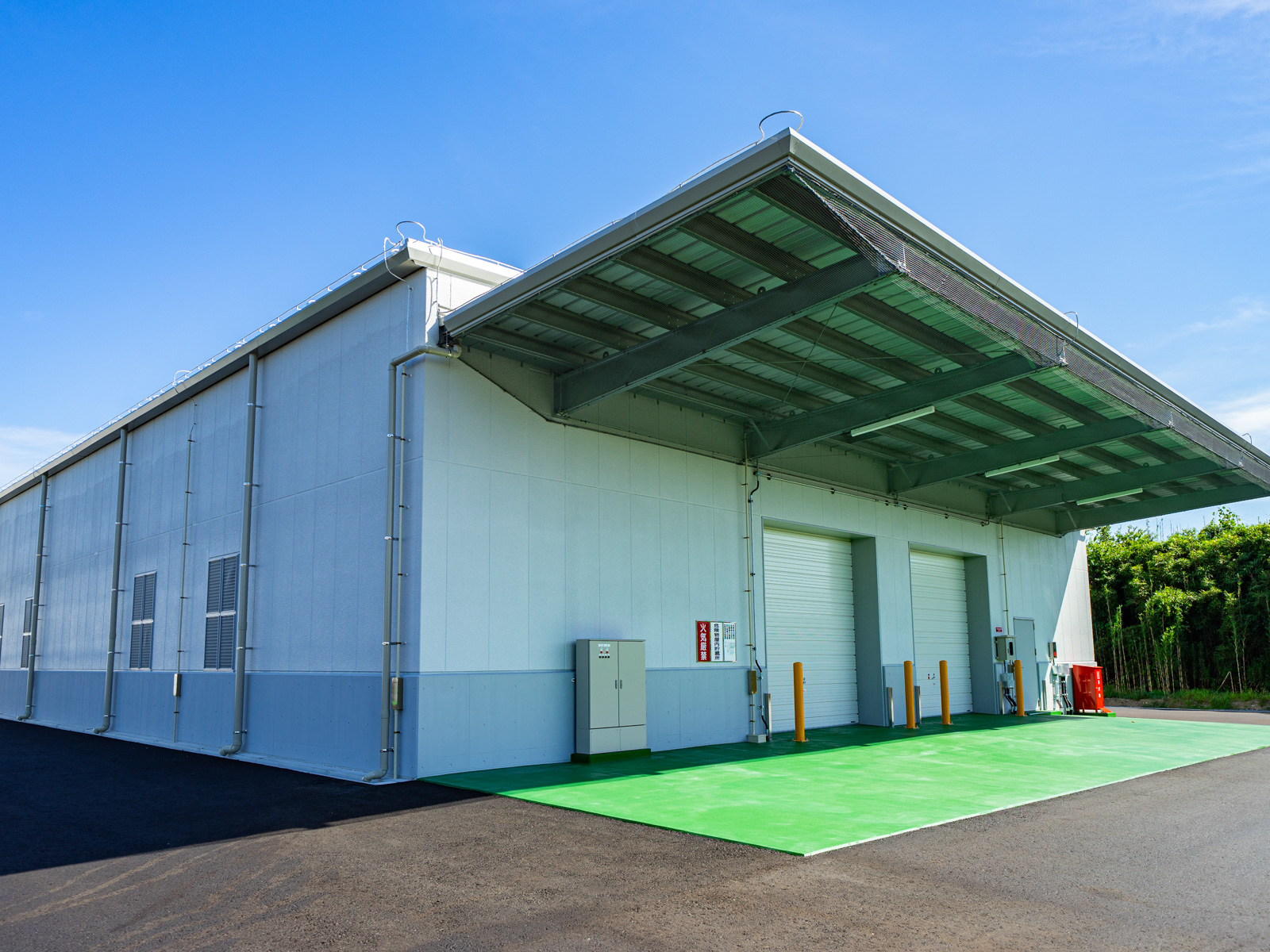 Exterior-5.JPG