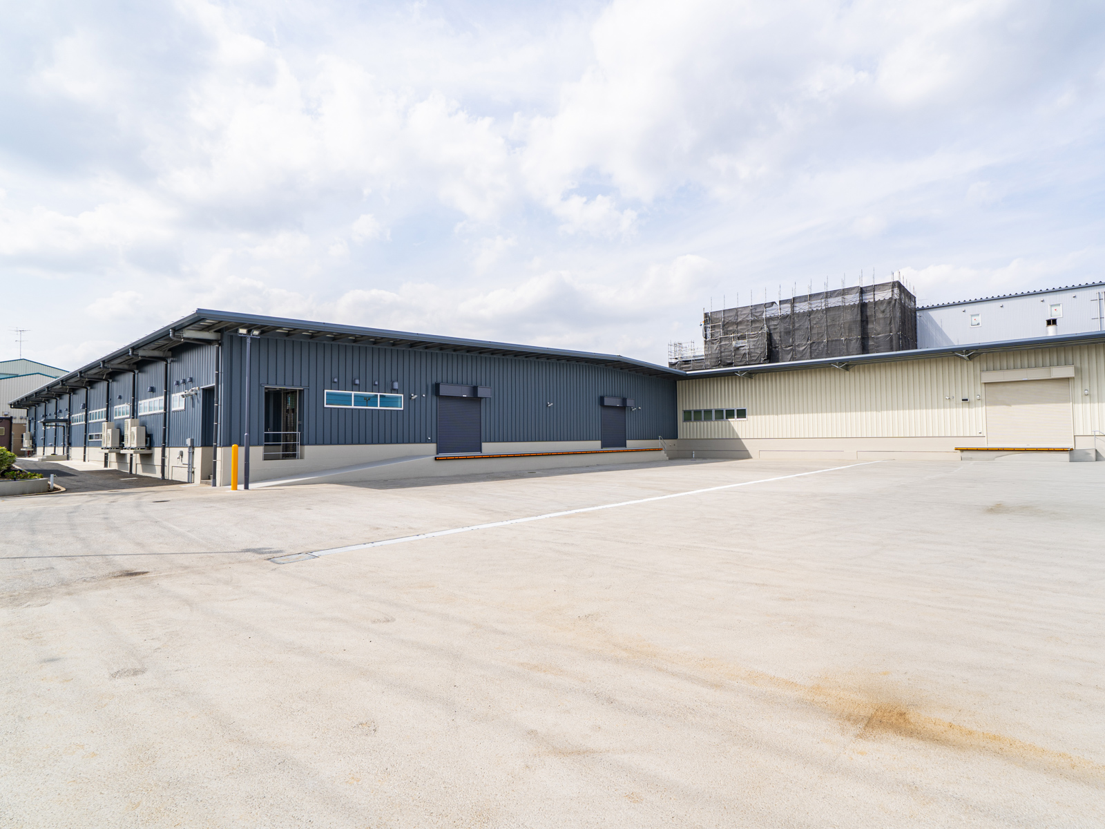 Exterior-4.JPG
