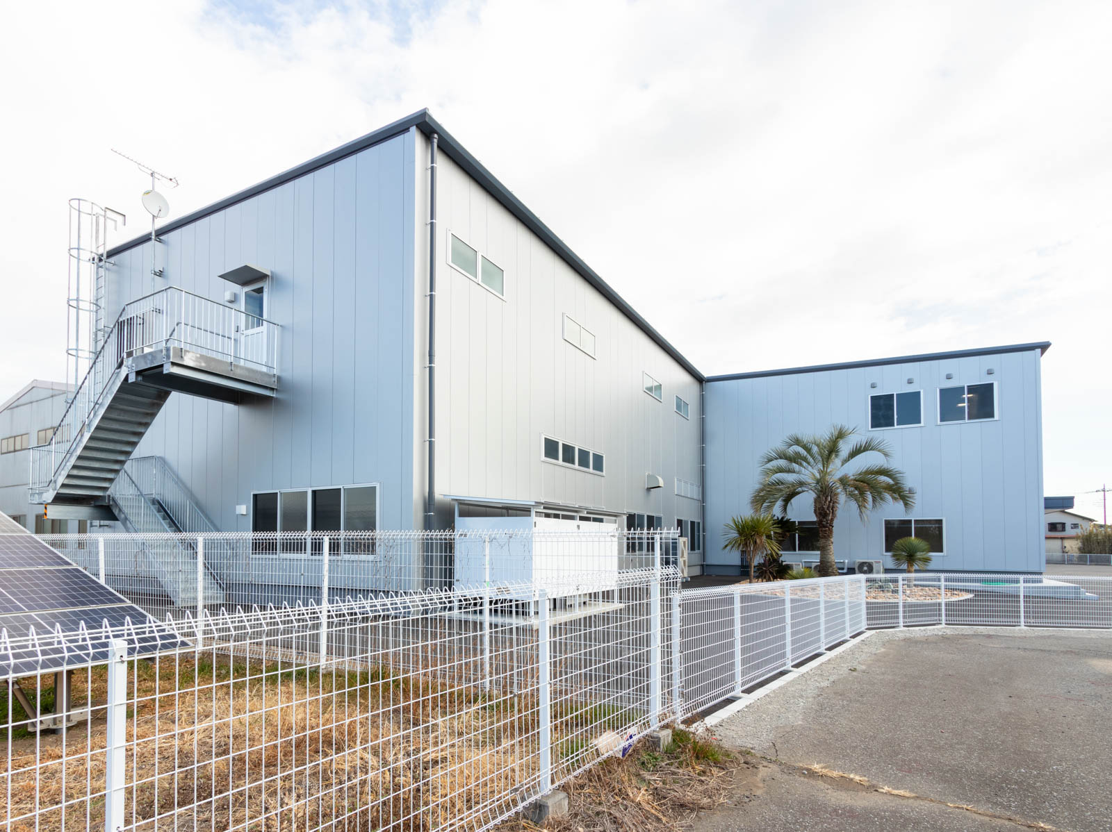 Exterior-5.JPG