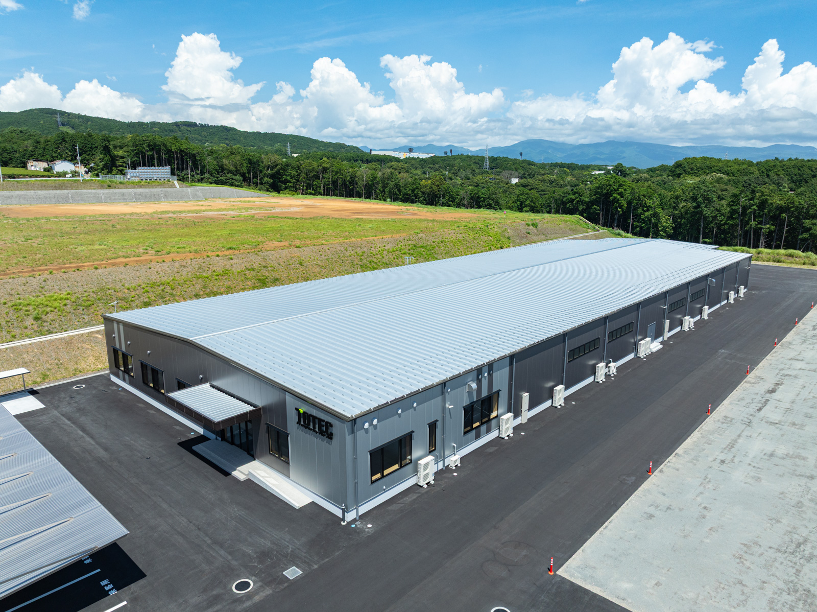 Exterior-1.JPG