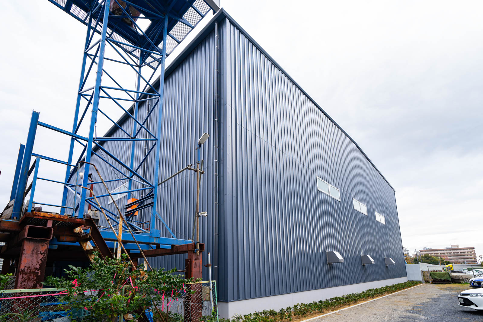 Exterior-5.JPG