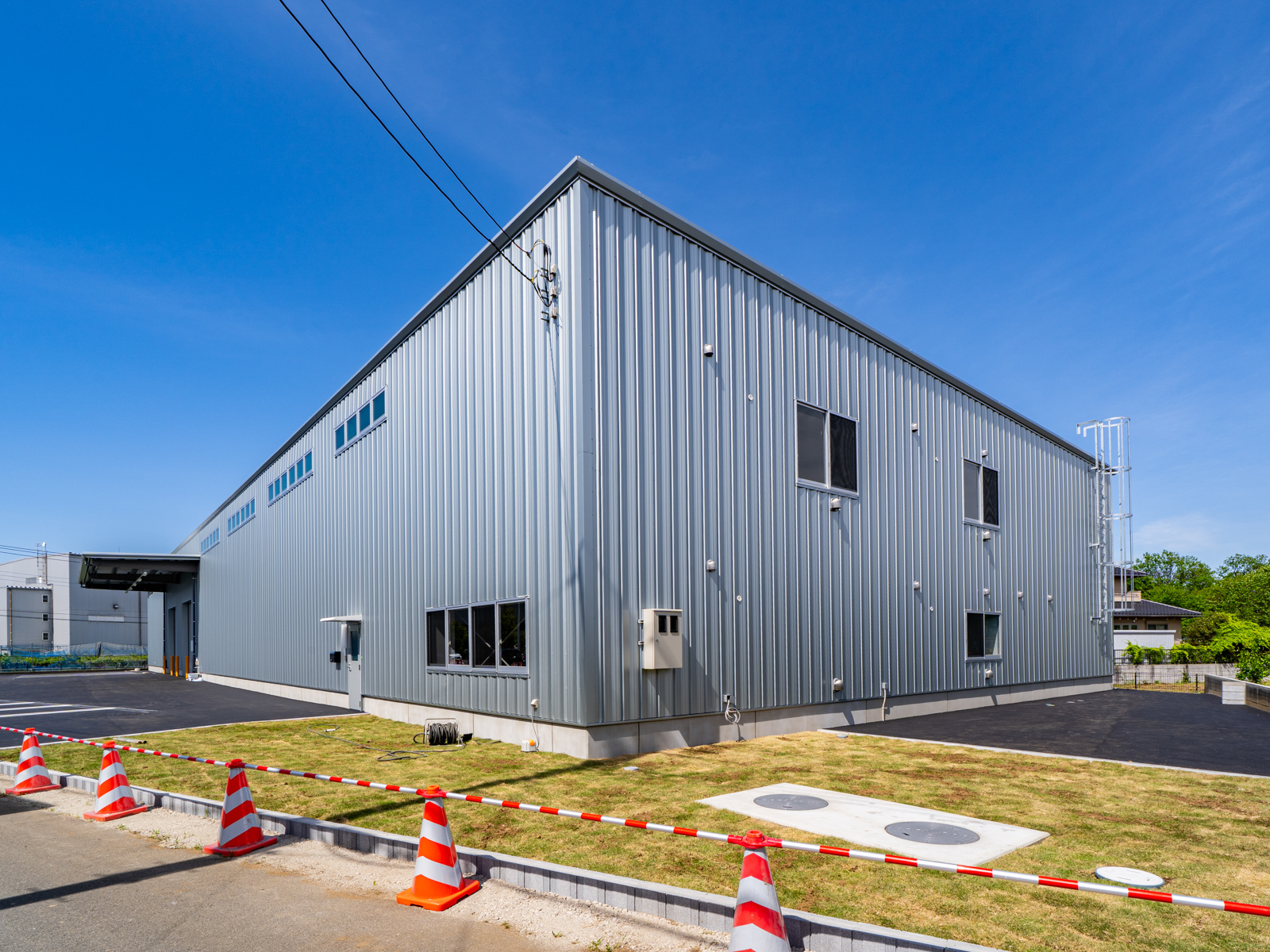 Exterior-3.JPG