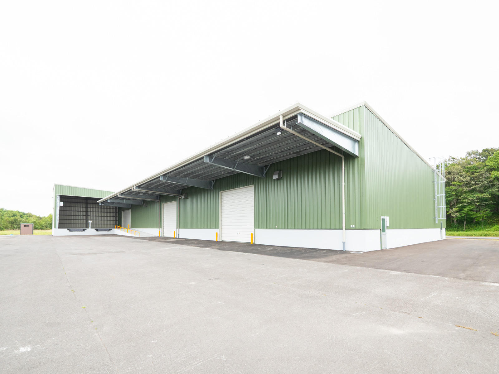Exterior-4.JPG