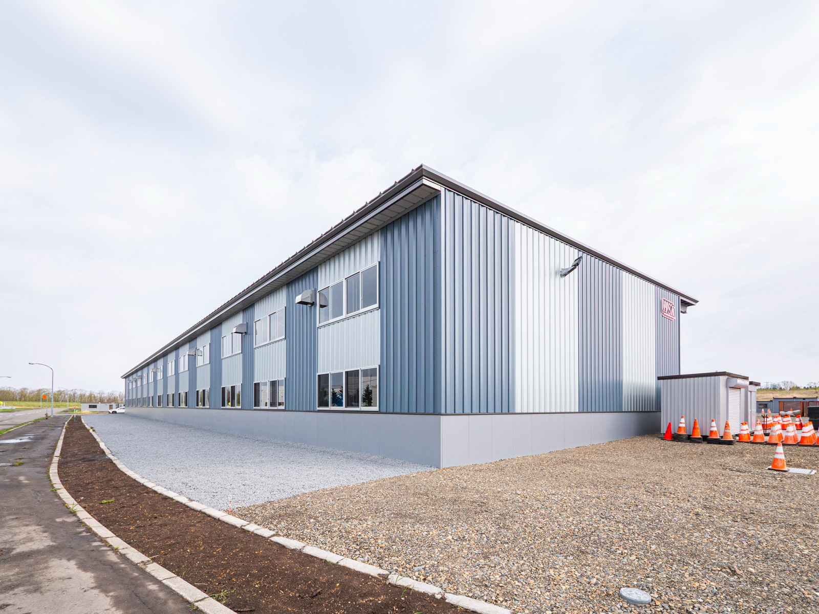Exterior-5.JPG