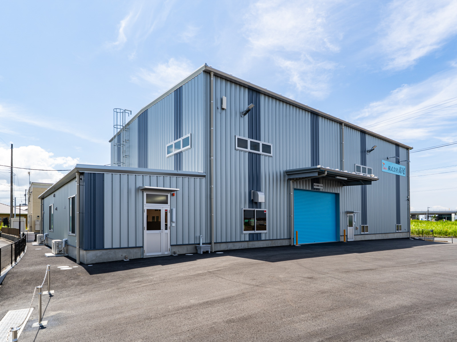 Exterior-5.JPG