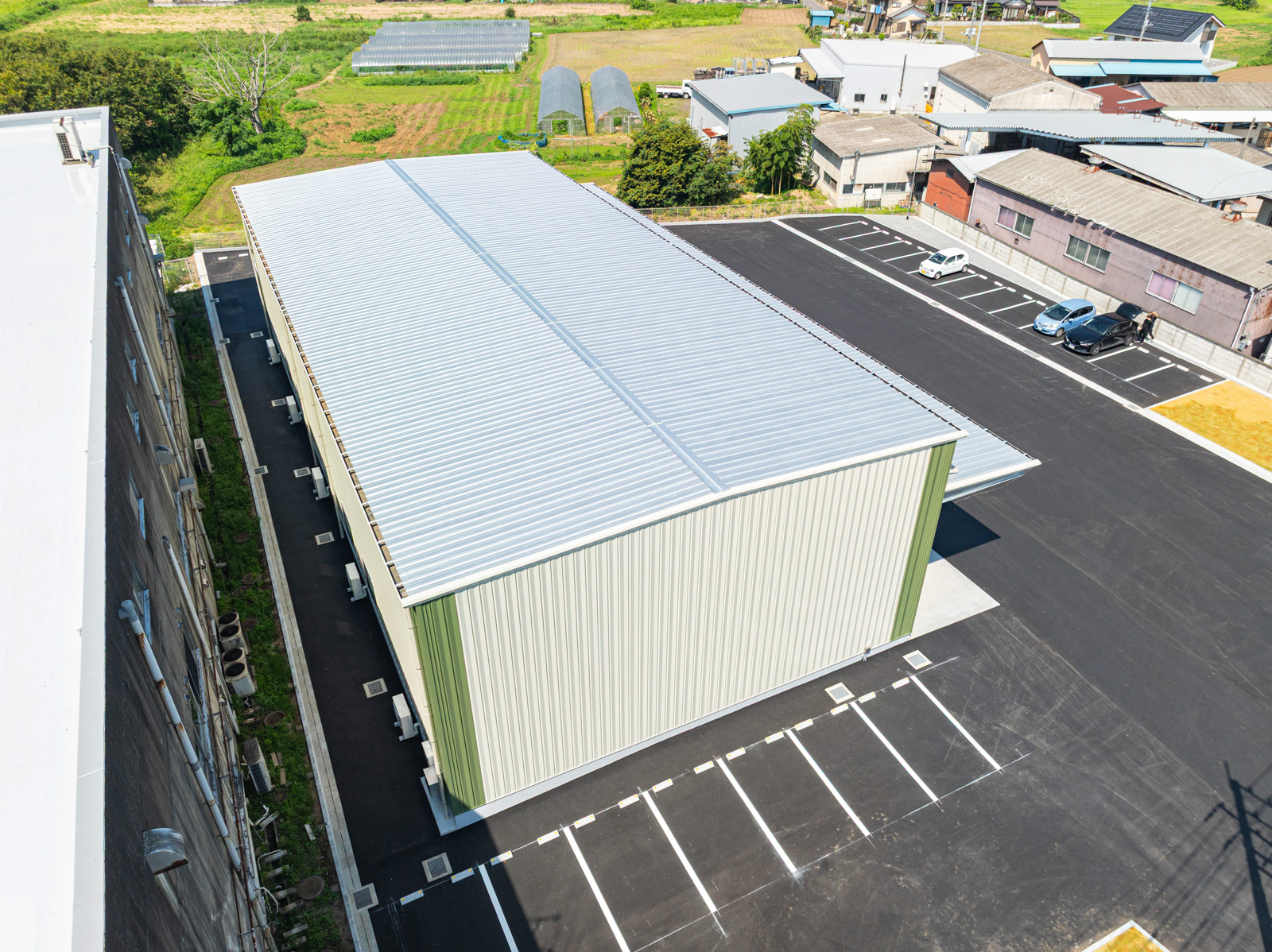 Exterior-3.JPG