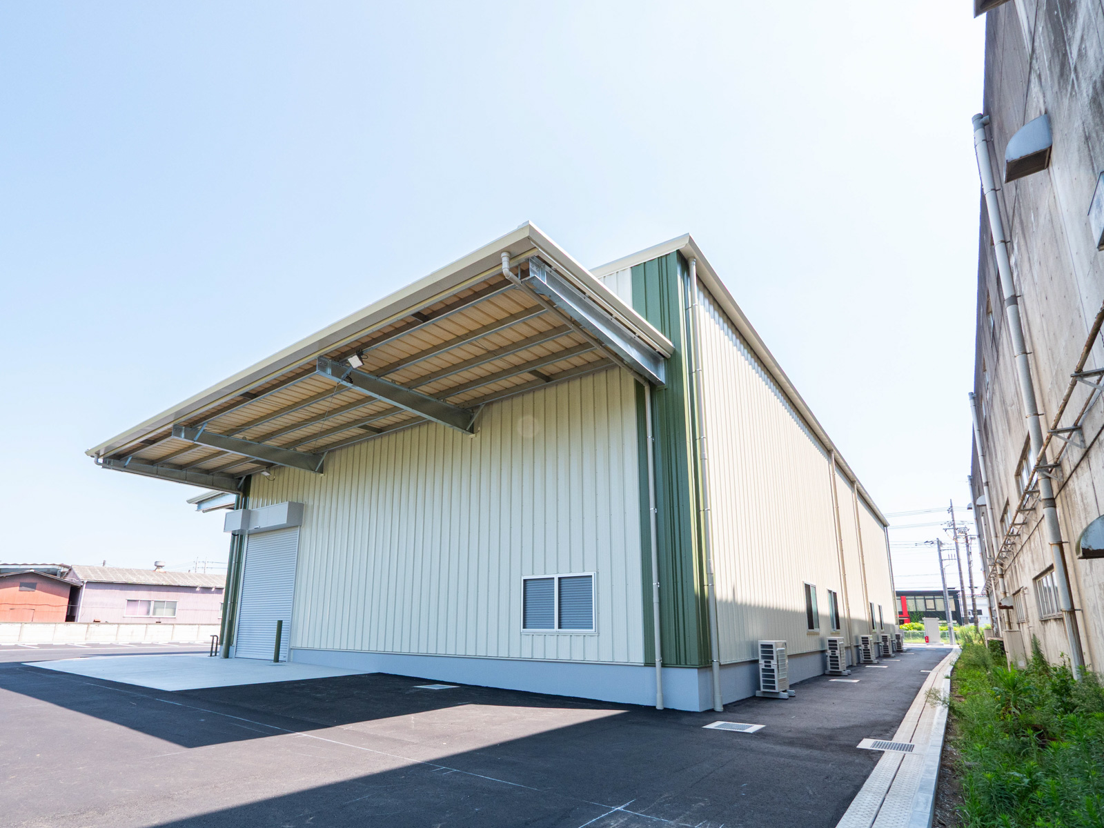 Exterior-5.JPG