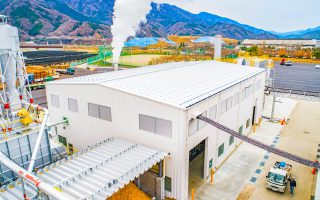 株式会社キーテック 山梨工場バイオマスボイラー棟