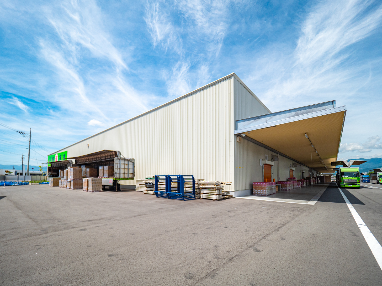 Exterior-5.JPG