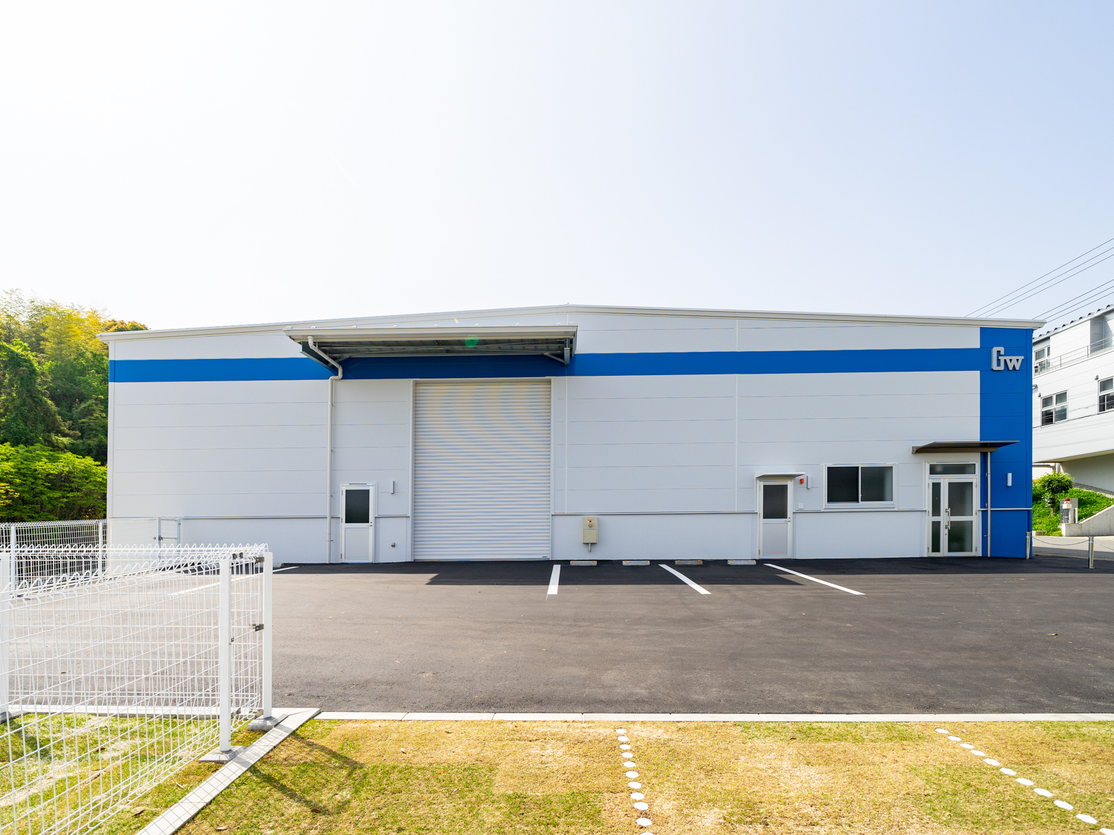 Exterior-5.JPG