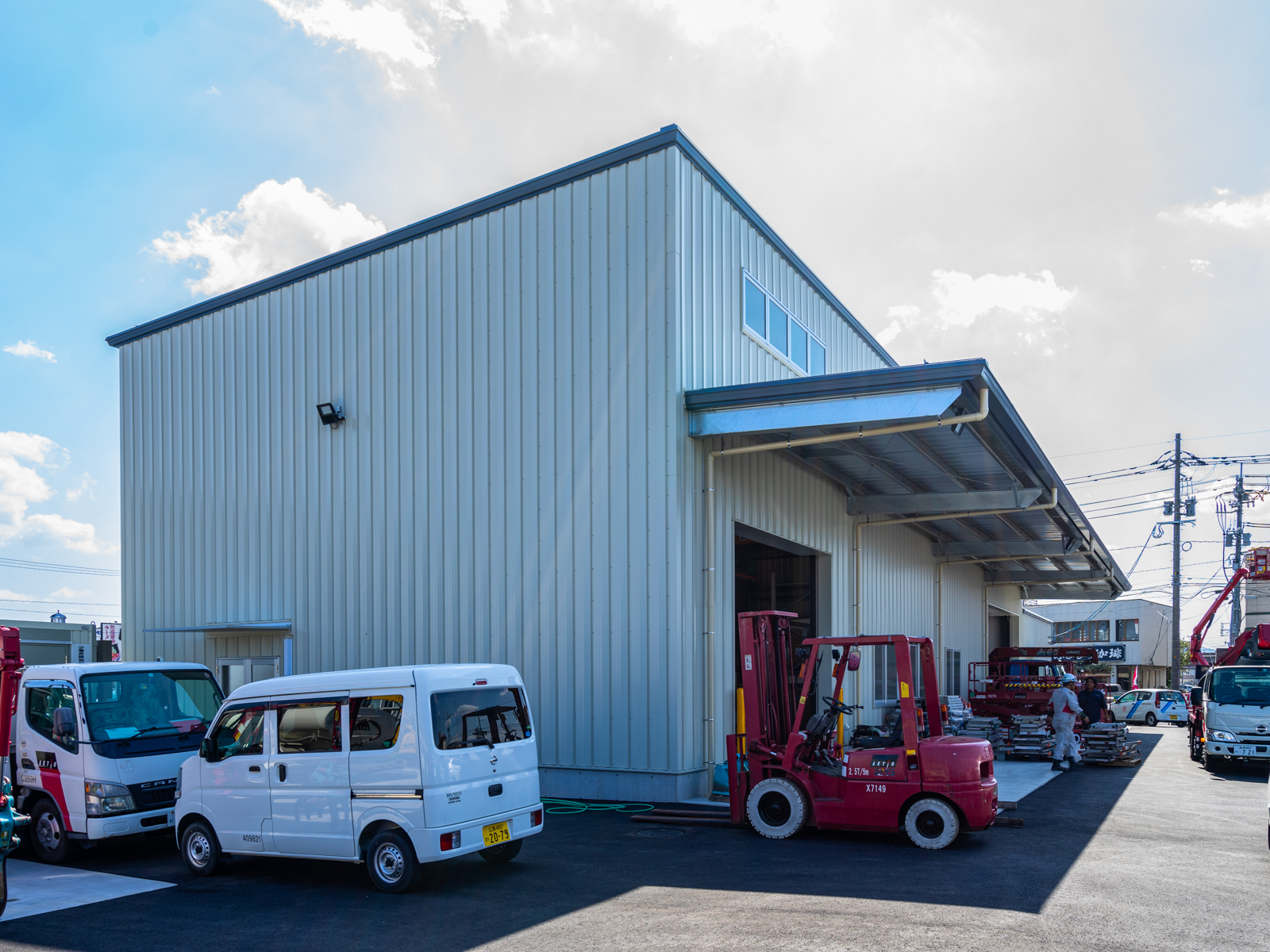 Exterior-3.JPG