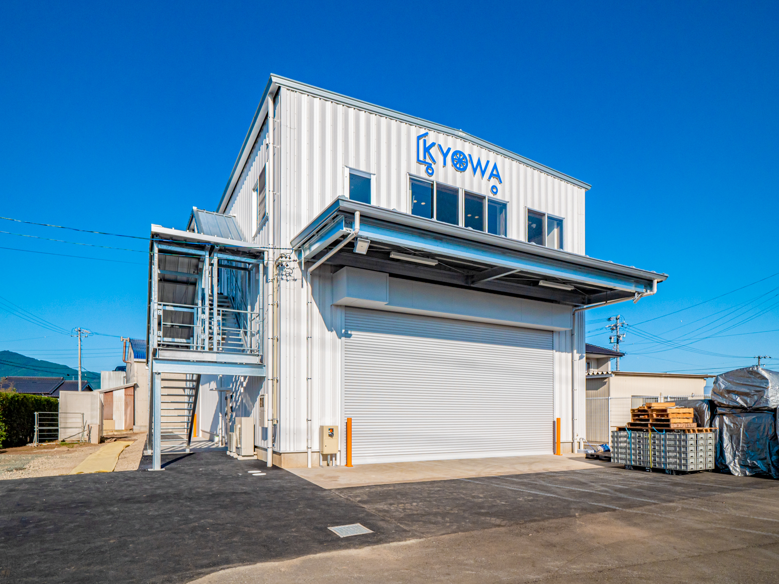 Exterior-1.JPG
