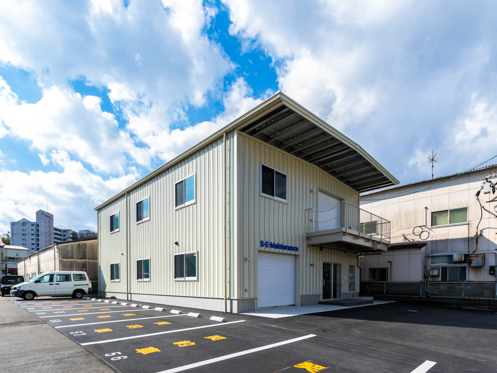 Exterior-1.JPG
