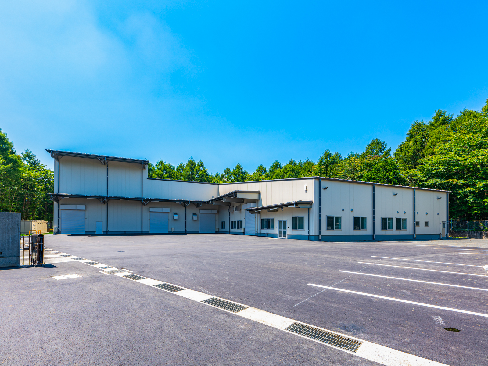 Exterior-1.JPG