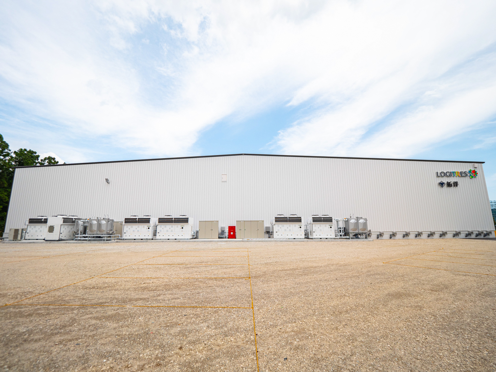 Exterior-5.JPG