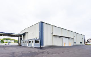 高出運輸有限会社 和泉倉庫