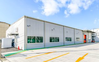 日本黒鉛工業株式会社 瀬田第二工場 ウレタンコーティングライン棟