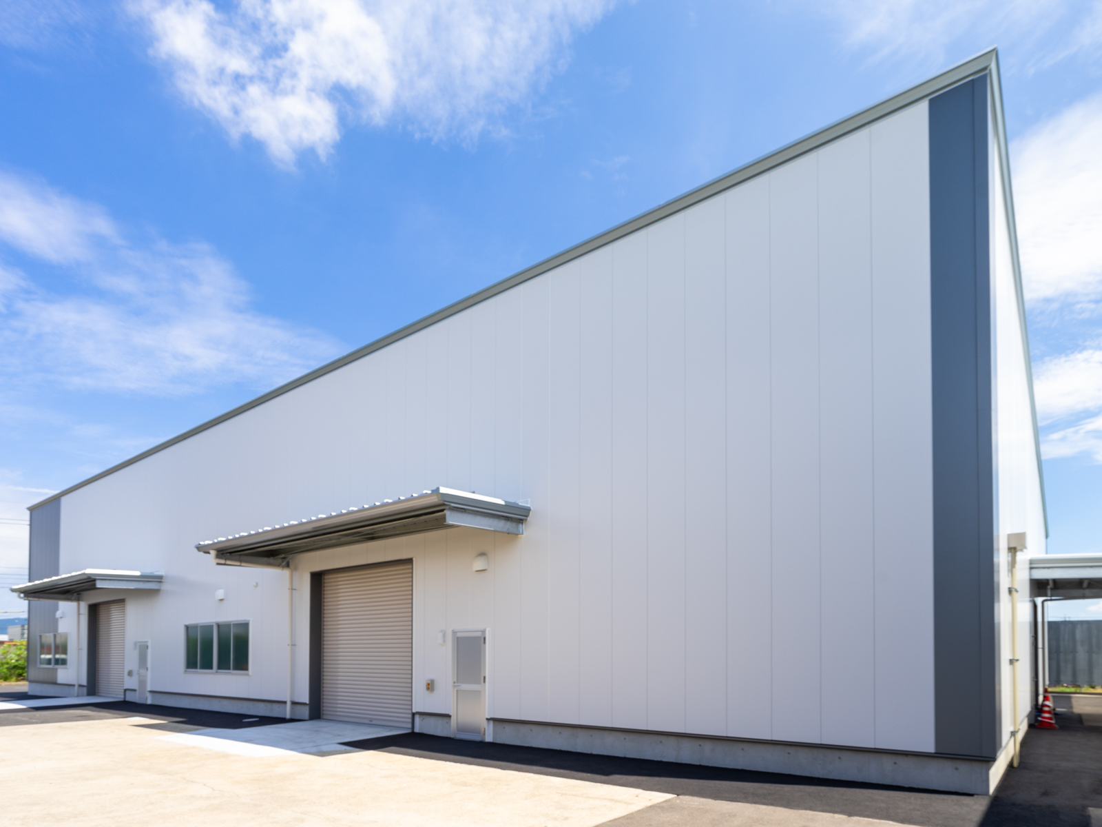 Exterior-5.JPG