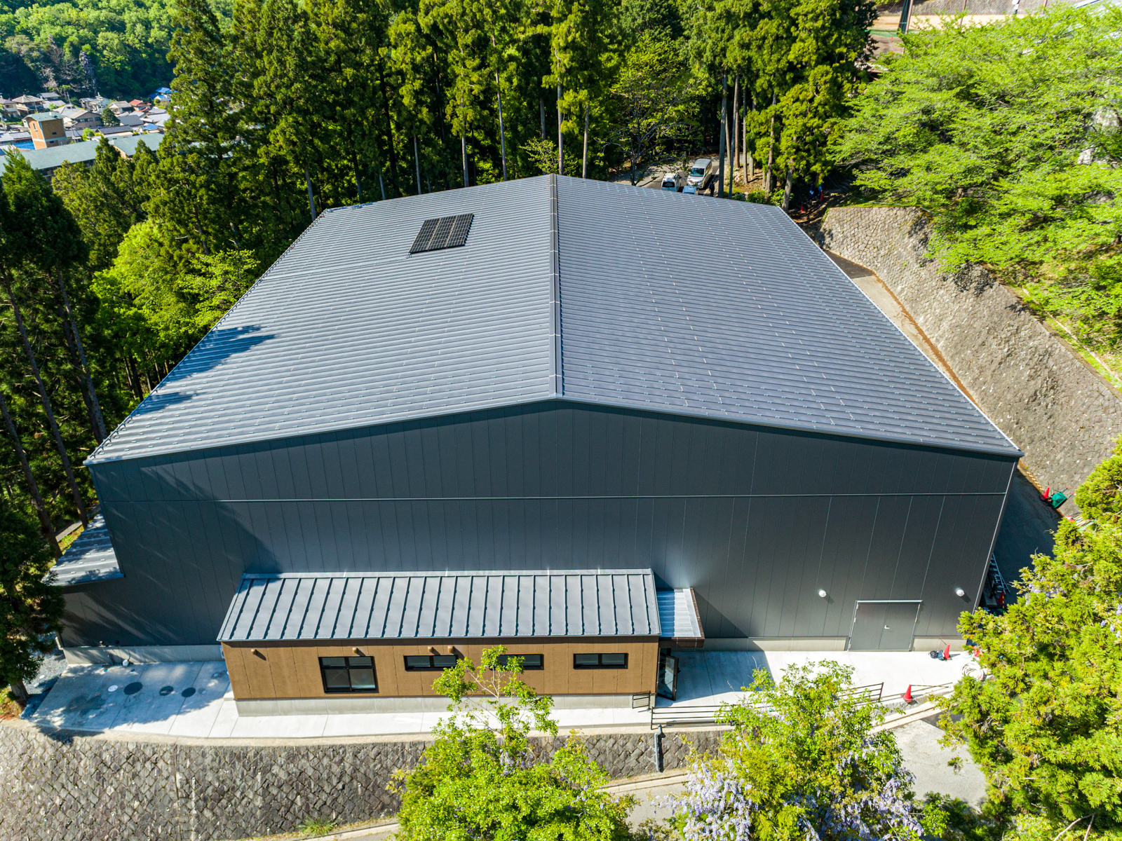 Exterior-2.JPG