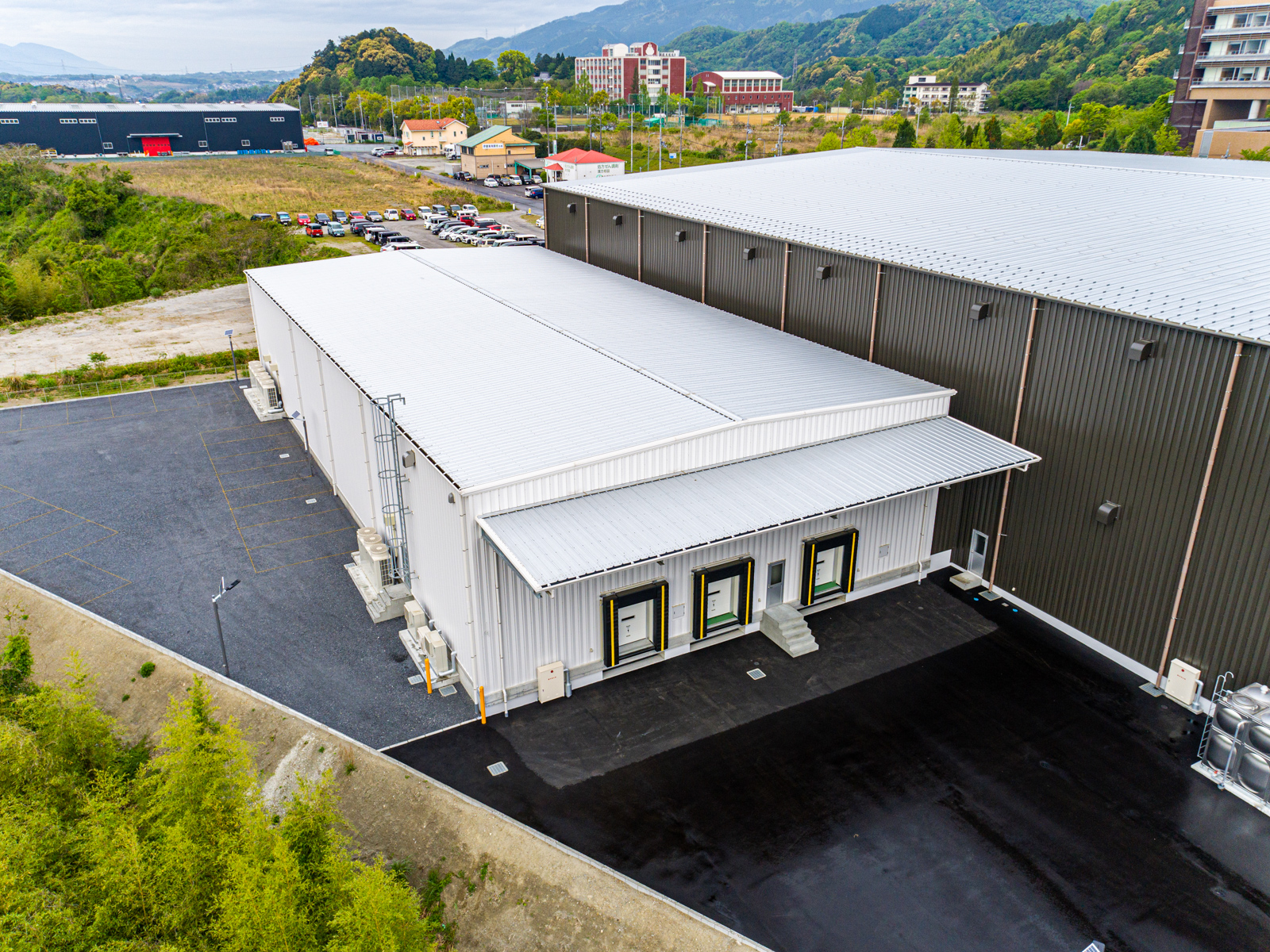 Exterior-1.JPG