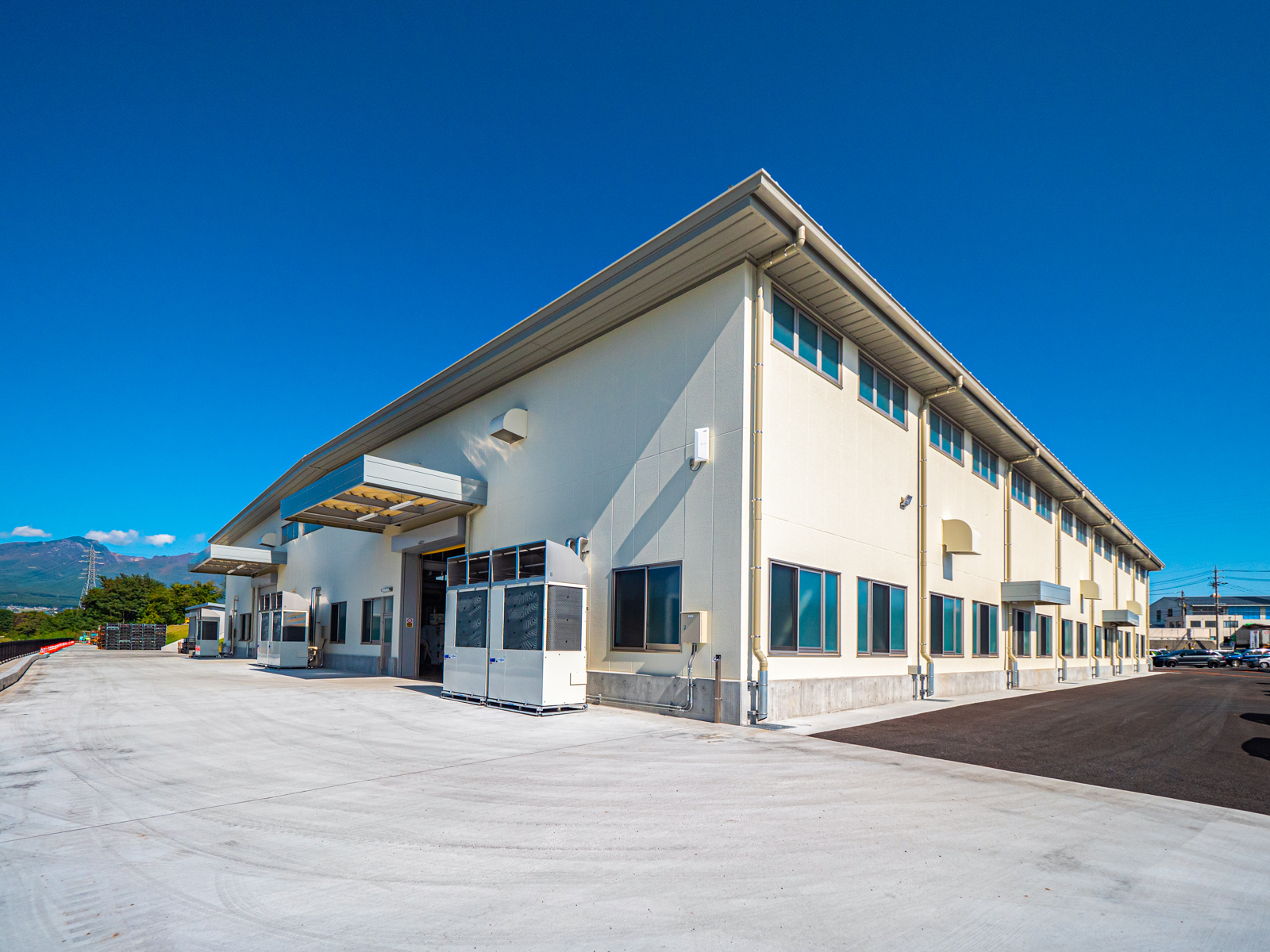 Exterior-2.JPG