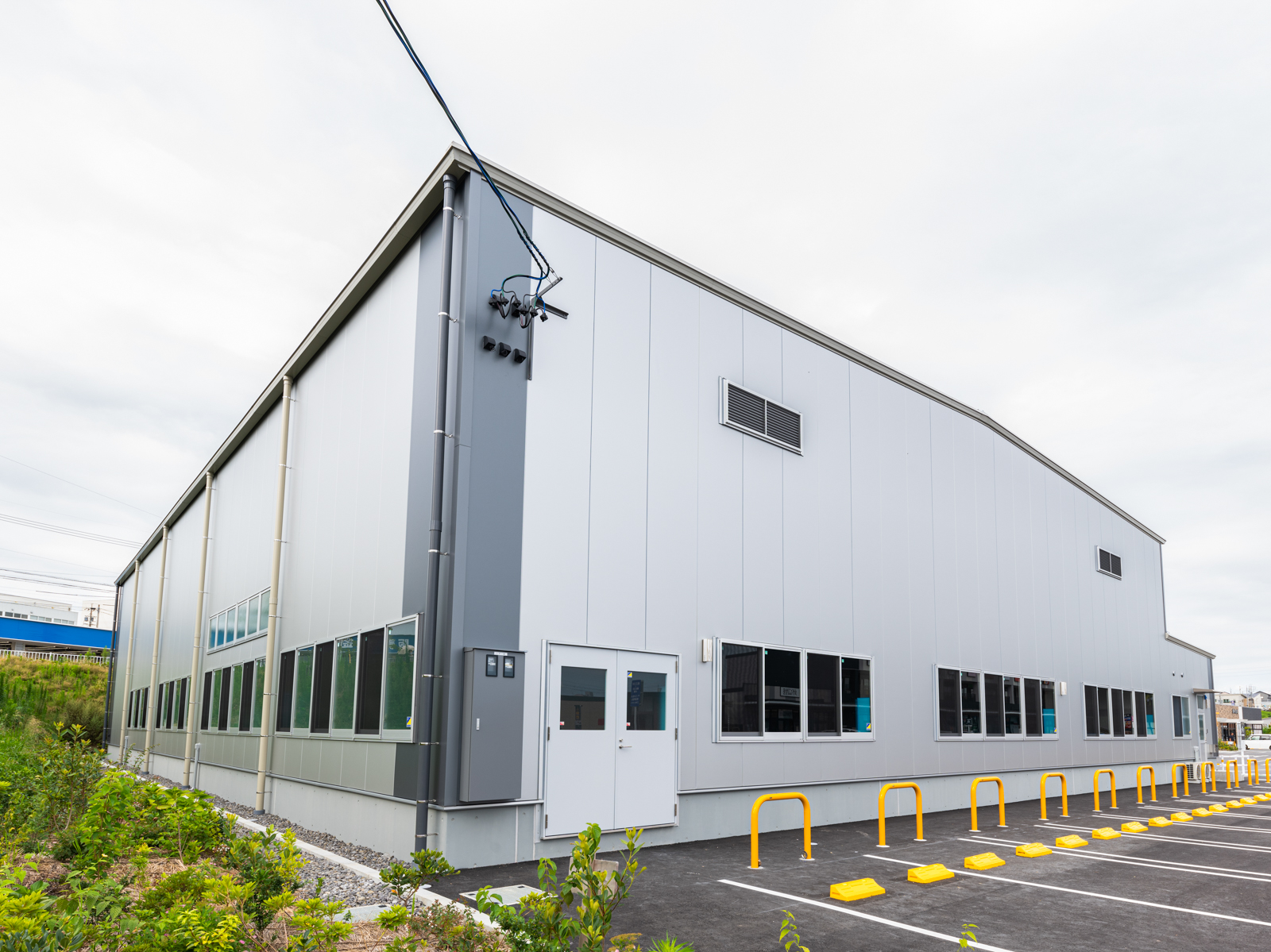 Exterior-5.JPG