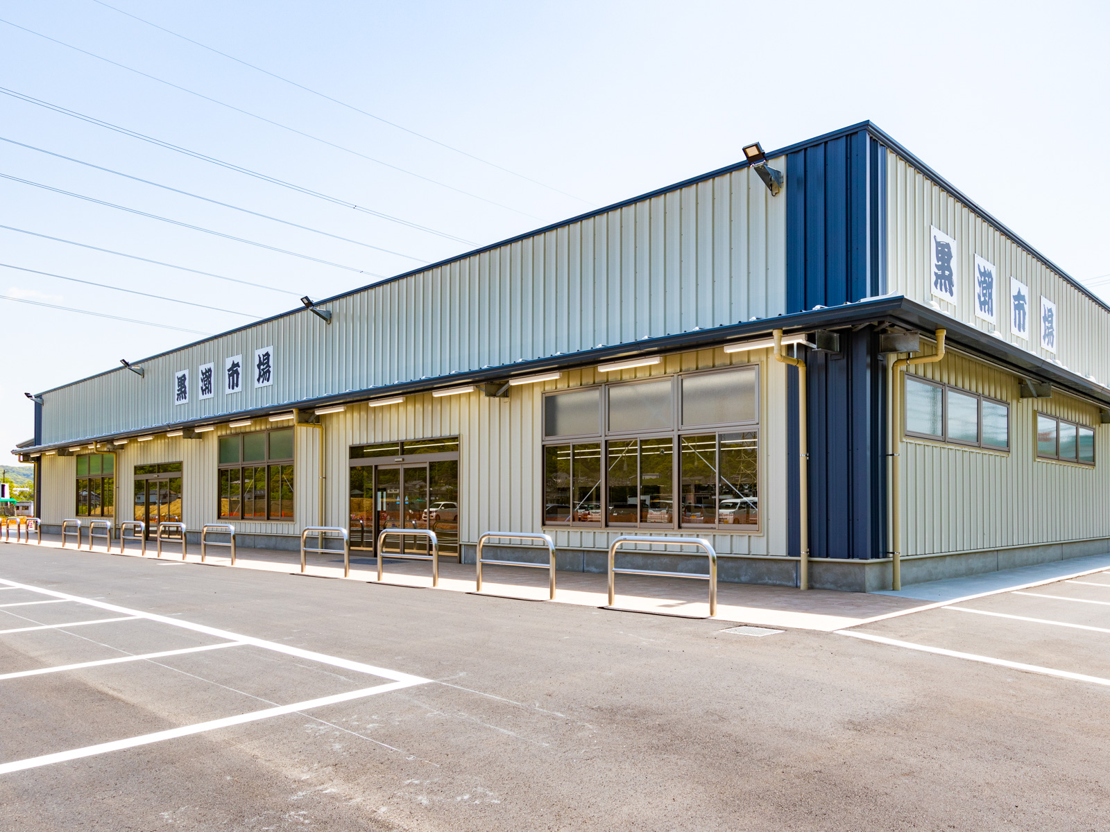Exterior-5.JPG