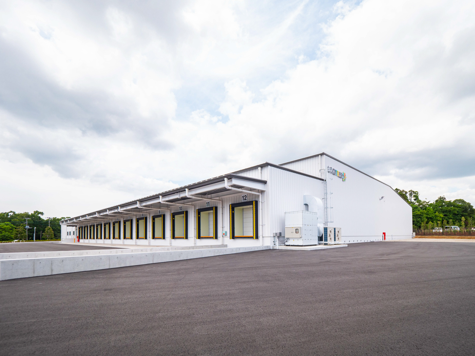 Exterior-4.JPG