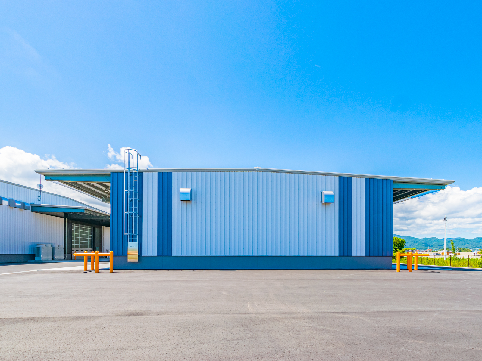 Exterior-2.JPG