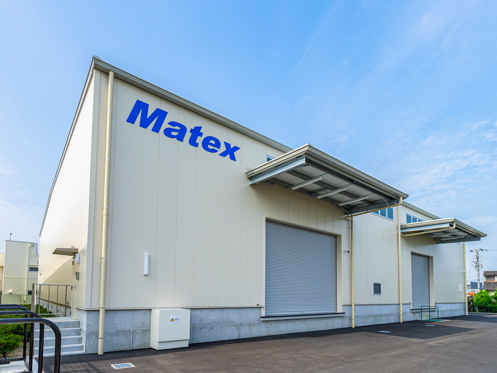 Exterior-2.JPG